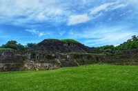 RUINAS.jpg